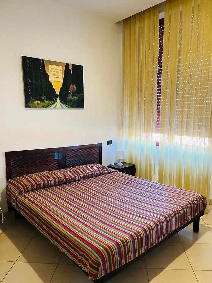 Regina Beach Holiday Apartments Tirrenia