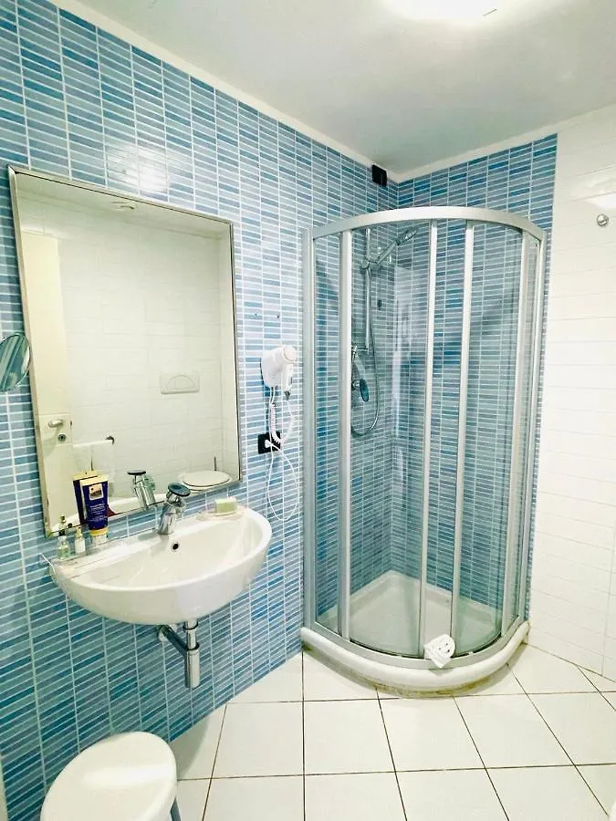 Regina Beach Holiday Apartments Tirrenia