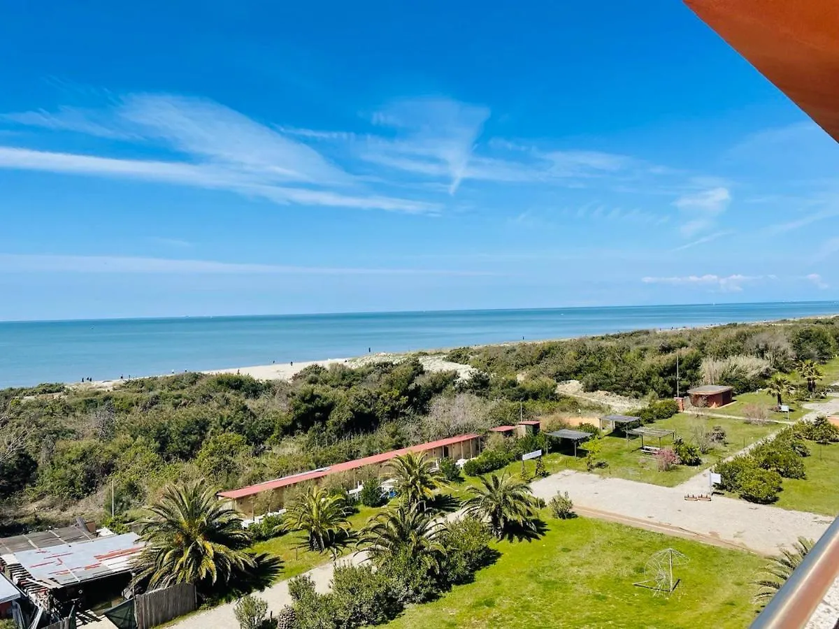 Aparthotel Regina Beach Holiday Apartments Tirrenia