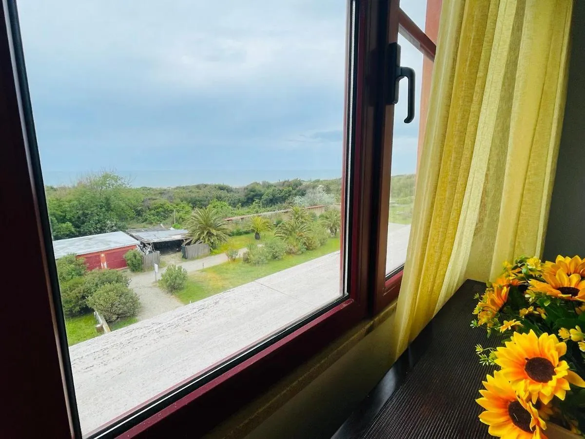 Regina Beach Holiday Apartments Tirrenia 0*,  Italy