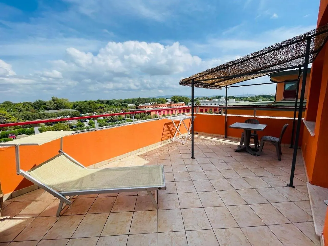 Regina Beach Holiday Apartments Tirrenia 0*,  Italy