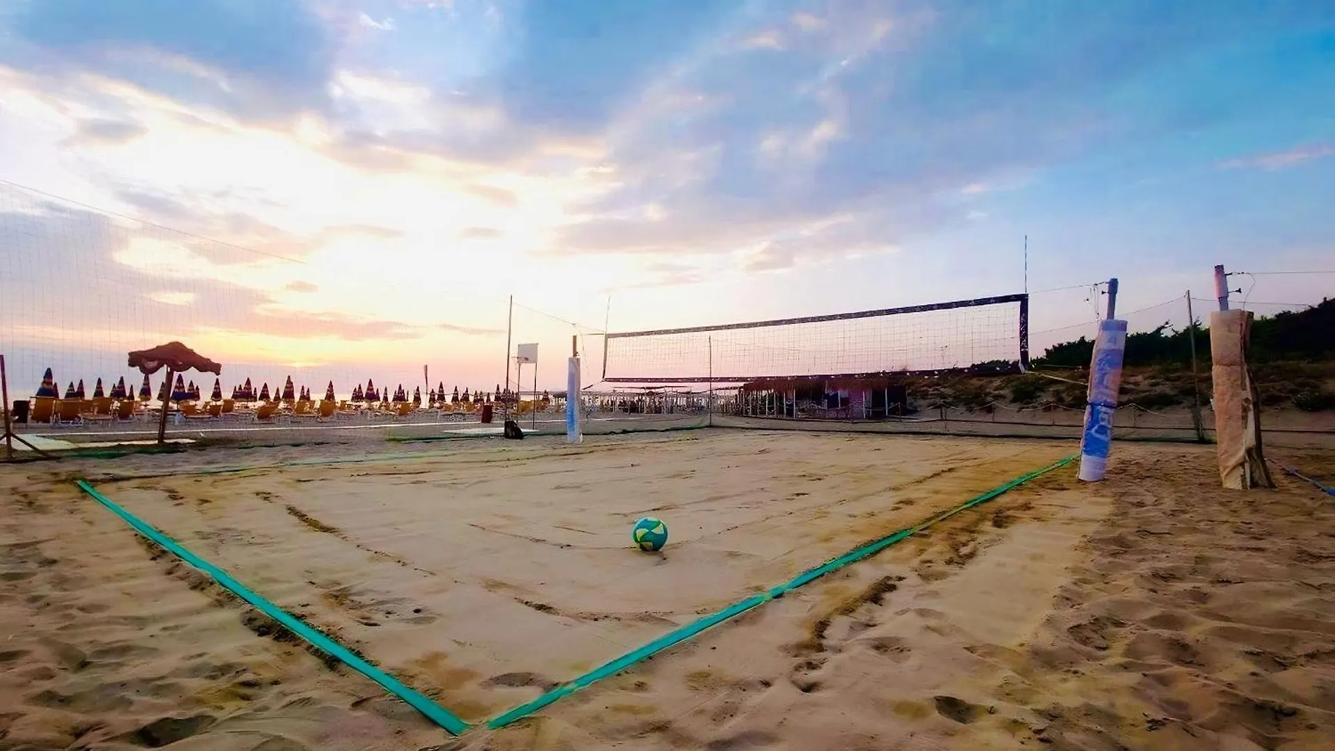Aparthotel Regina Beach Holiday Apartments Tirrenia